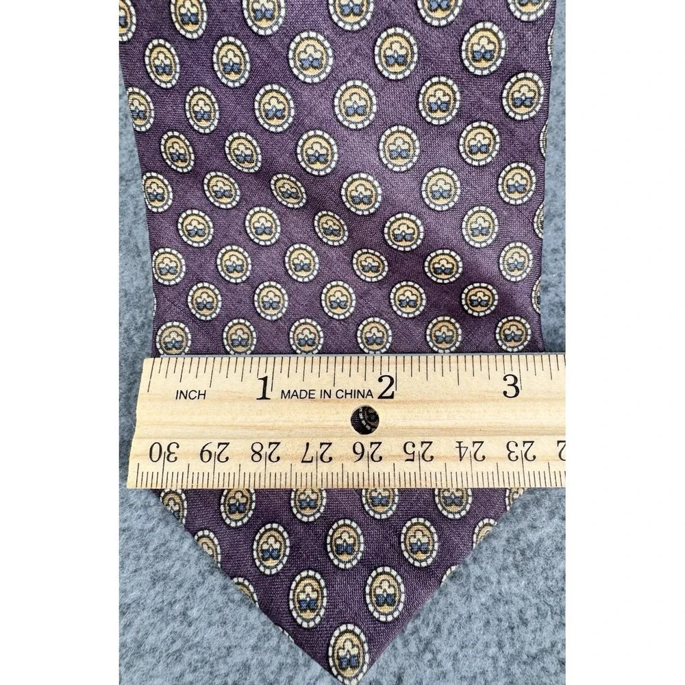 Silk Medallion Pattern Necktie Purple Gold Classic Mens‎ Tie Vintage